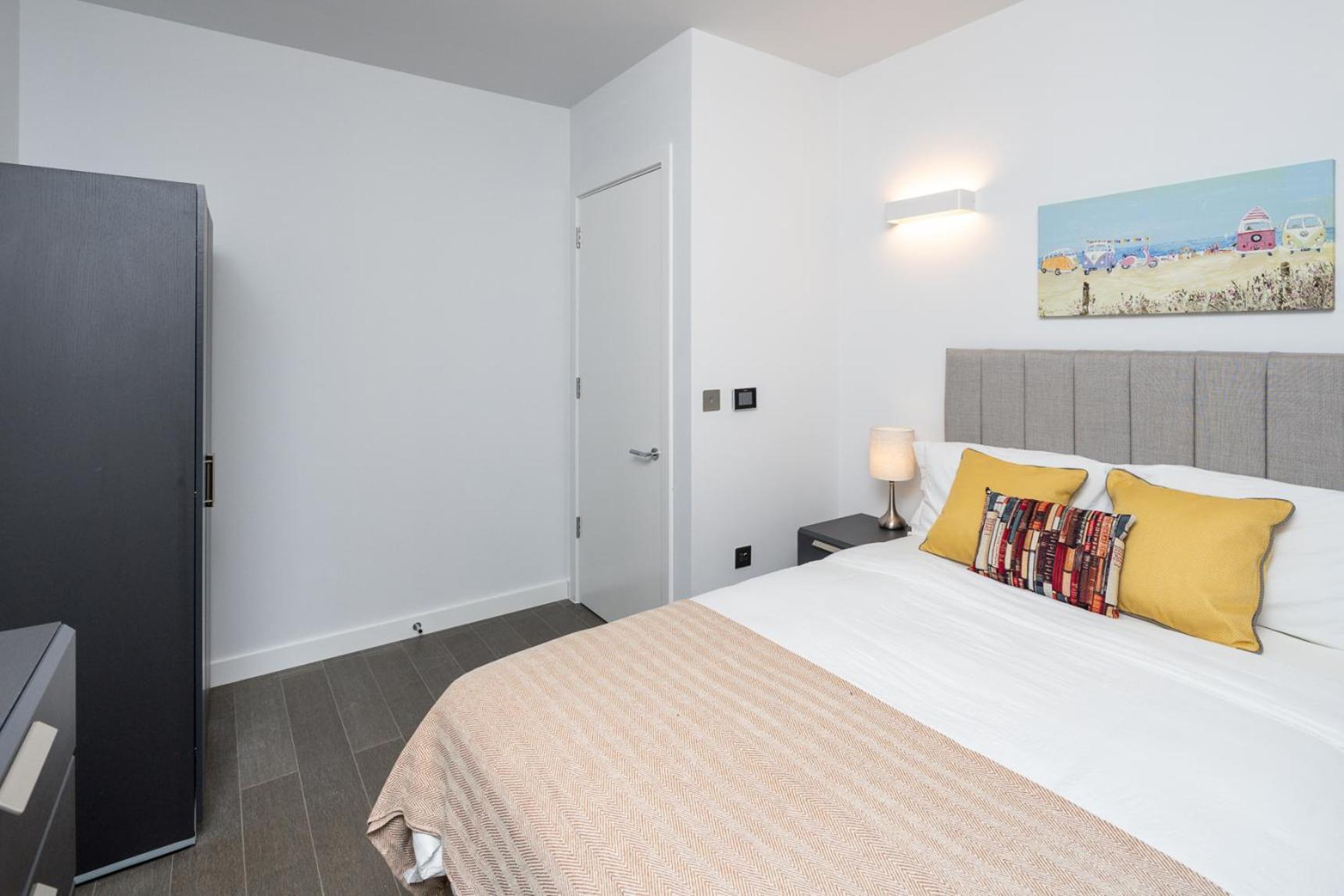 St Albans City Apartments - Near Luton Airport And Harry Potter World Exterior photo