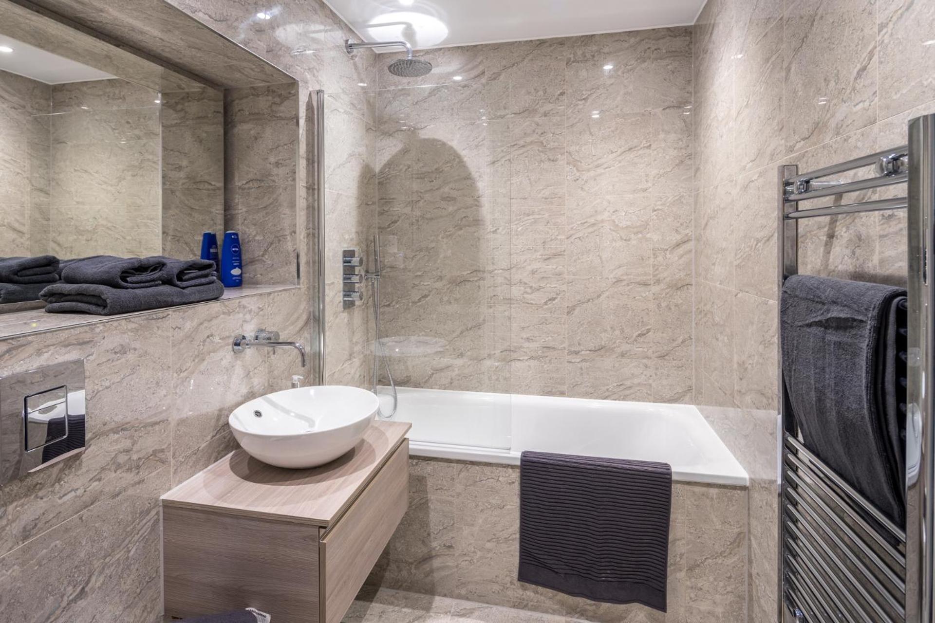 St Albans City Apartments - Near Luton Airport And Harry Potter World Exterior photo