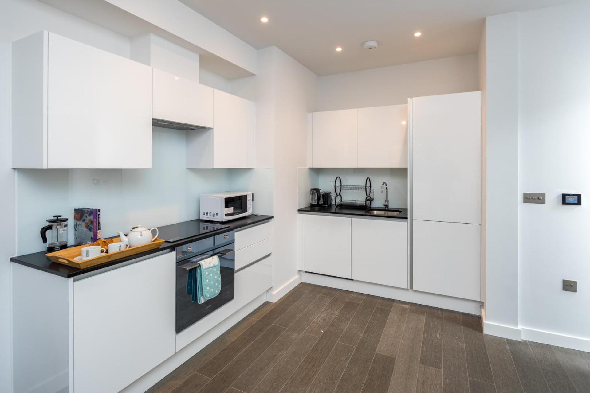 St Albans City Apartments - Near Luton Airport And Harry Potter World Exterior photo